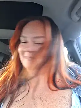 Snapshot of 50-shades-of-JADE chatting on 21, 10, 2025 50-shades-of-JADE online show from 21, 10, 2025