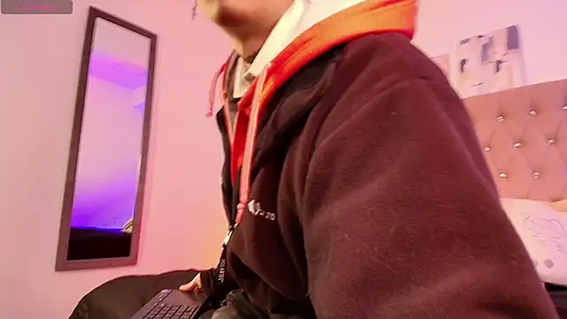 Snapshot of OzorioDany chatting on 14, 12, 2025 OzorioDany online show from 14, 12, 2025