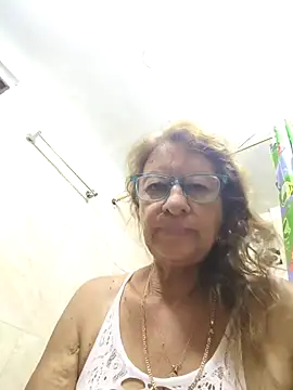 Snapshot of MaryeLunna chatting on 5, 10, 2025 MaryeLunna online show from 5, 10, 2025