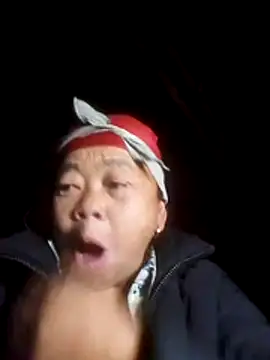 Snapshot of VangLe73 chatting on 31, 1, 2026 VangLe73 online show from 31, 1, 2026