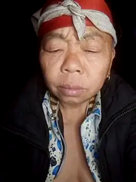 Snapshot of VangLe73 chatting on 2, 2, 2026 VangLe73 online show from 2, 2, 2026