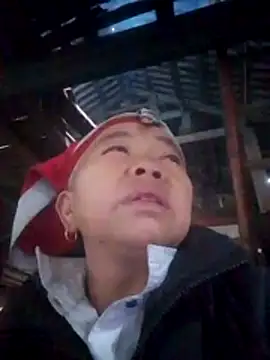 Snapshot of VangLe73 chatting on 9, 2, 2026 VangLe73 online show from 9, 2, 2026