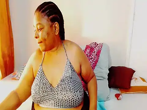 Snapshot of Love-Racheal75 chatting on 12, 7, 2026 Love-Racheal75 online show from 12, 7, 2026