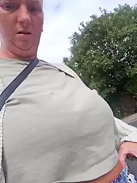 JustYourNormalCouple online show from 24, 9, 2025