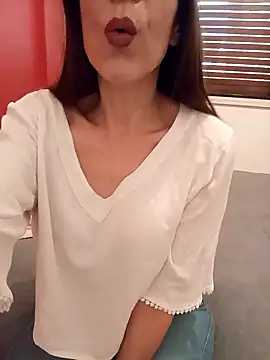 Snapshot of Esmeralda_passion chatting on 20, 10, 2025 Esmeralda passion online show from 20, 10, 2025