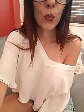 Snapshot of Esmeralda_passion chatting on 31, 10, 2025 Esmeralda passion online show from 31, 10, 2025