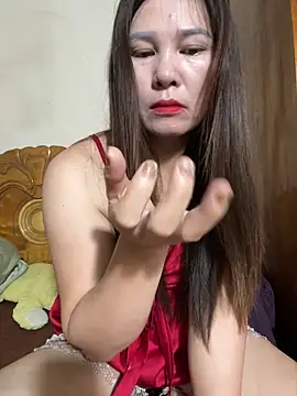 Moan Mary online show from 4, 10, 2025