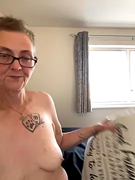 Curvy-Jinx online show from 6, 10, 2025