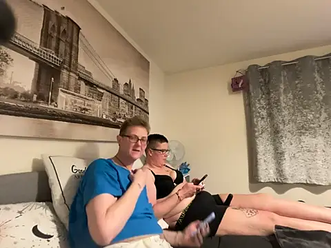 Curvy-Jinx online show from 27, 2, 2026