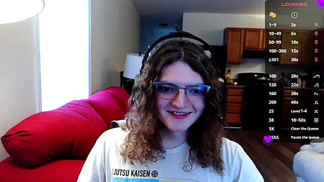 Snapshot of KayKumm chatting on 7, 10, 2025 KayKumm online show from 7, 10, 2025