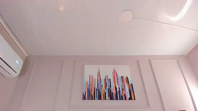 mia kisses2 online show from 19, 3, 2026