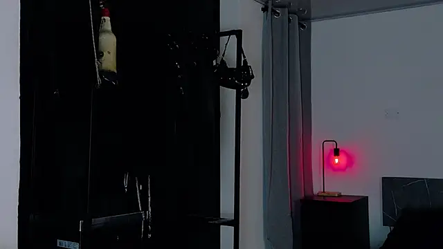 Snapshot of Angelabl0odborne chatting on 7, 4, 2026 Angelabl0odborne online show from 7, 4, 2026