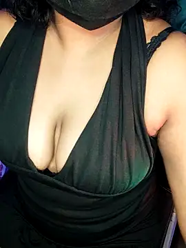 Snapshot of darling_devil chatting on 24, 9, 2025 darling devil online show from 24, 9, 2025