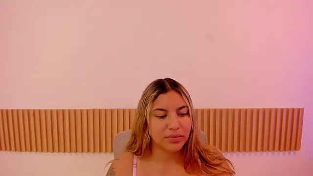 OliviaSweett online show from 4, 5, 2026