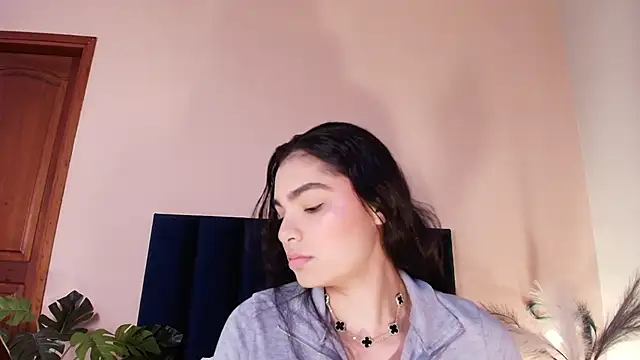 LunaAspen  online show from 7, 5, 2026