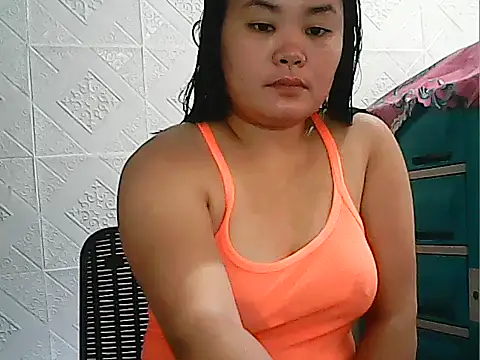 Snapshot of CreamyPussy4uxx chatting on 21, 5, 2026 CreamyPussy4uxx online show from 21, 5, 2026