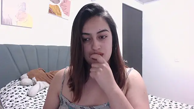 Snapshot of Meggan_n chatting on 3, 10, 2025 Meggan n online show from 3, 10, 2025