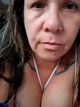 Snapshot of SinisterBabe chatting on 8, 9, 2025 SinisterBabe online show from 8, 9, 2025