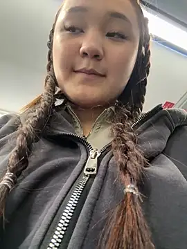 KissMeEva online show from 24, 9, 2025