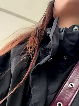 KissMeEva online show from 27, 9, 2025