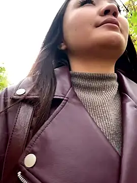 KissMeEva online show from 10, 10, 2025