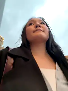 KissMeEva online show from 11, 10, 2025