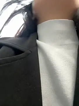 KissMeEva online show from 12, 10, 2025