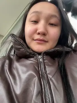 KissMeEva online show from 19, 10, 2025