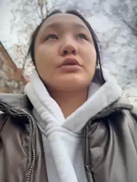 KissMeEva online show from 30, 10, 2025