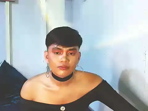 Snapshot of Alexx_143 chatting on 4, 10, 2025 Alexx 143 online show from 4, 10, 2025