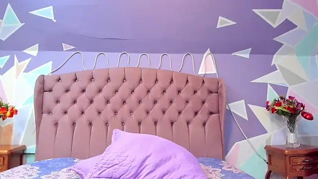 CloeyGraweing online show from 20, 12, 2025