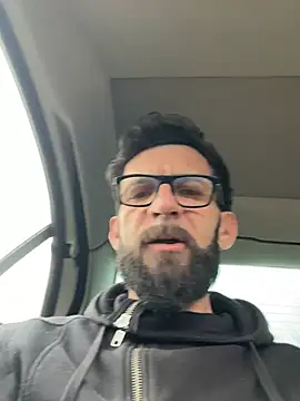 Snapshot of Michel_huge chatting on 28, 2, 2026 Michel huge online show from 28, 2, 2026