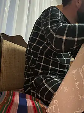 Snapshot of Michel_huge chatting on 15, 3, 2026 Michel huge online show from 15, 3, 2026