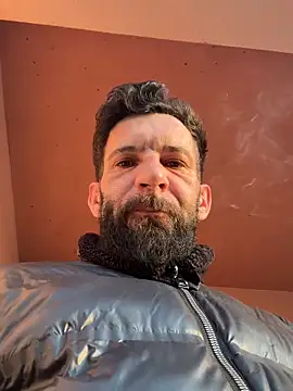 Snapshot of Michel_huge chatting on 17, 3, 2026 Michel huge online show from 17, 3, 2026