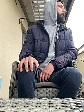 Snapshot of Michel_huge chatting on 29, 3, 2026 Michel huge online show from 29, 3, 2026