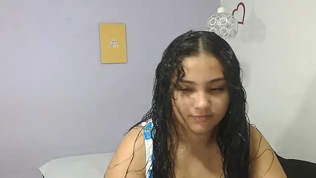 penelope gucci1 online show from 18, 9, 2025