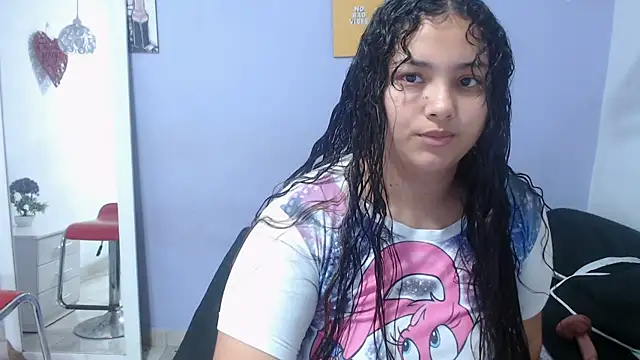 penelope gucci1 online show from 7, 10, 2025