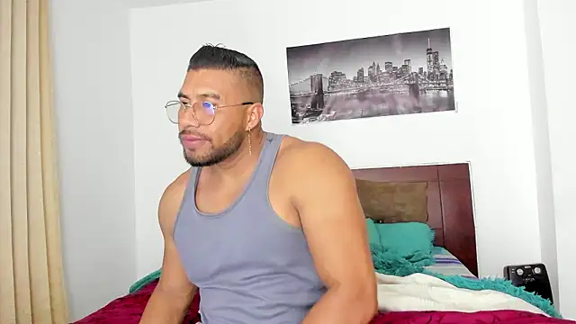 Snapshot of AntonyDAngelo25 chatting on 10, 2, 2026 AntonyDAngelo25 online show from 10, 2, 2026