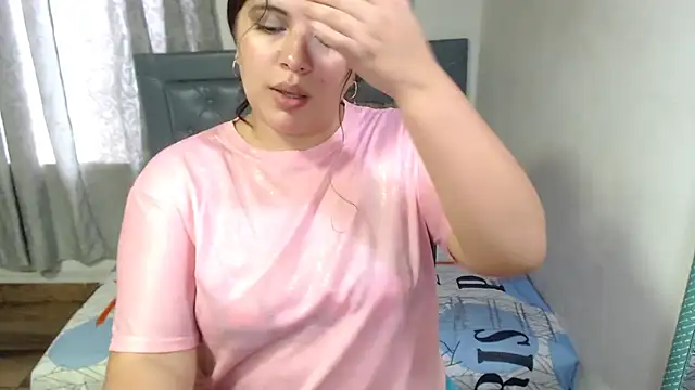 sarah aguilar online show from 9, 5, 2026