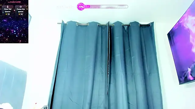 crisbunny x online show from 13, 1, 2026