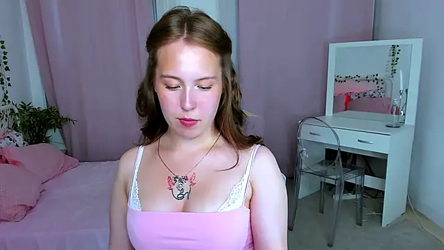 LanaRoselle online show from 30, 6, 2026