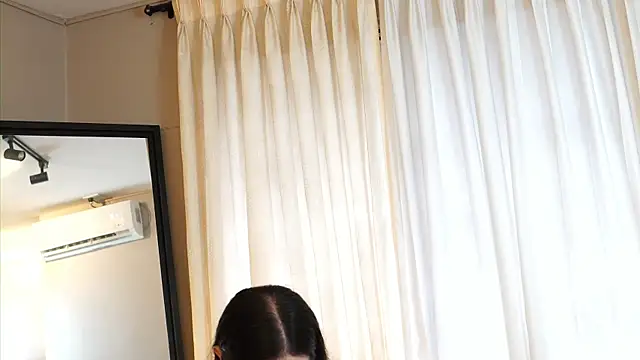 Snapshot of Ariaa_Isabell chatting on 25, 6, 2026 Ariaa Isabell online show from 25, 6, 2026