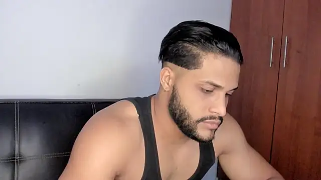 Pier Simons online show from 19, 11, 2025