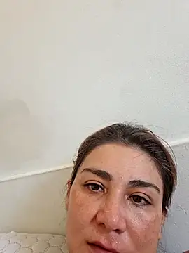 Snapshot of KatyPerra2 chatting on 8, 4, 2026 KatyPerra2 online show from 8, 4, 2026