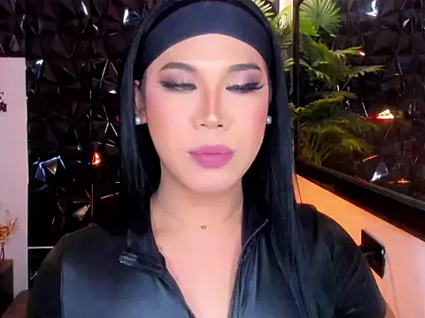 foxclassyramona ts online show from 6, 4, 2026