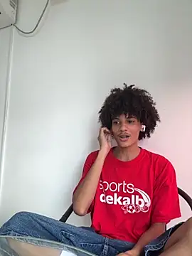 Snapshot of Max_Rain chatting on 19, 9, 2025 Max Rain online show from 19, 9, 2025