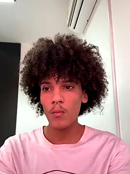 Snapshot of Max_Rain chatting on 1, 11, 2025 Max Rain online show from 1, 11, 2025