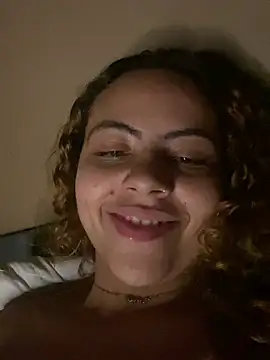 Snapshot of Chloe_Leaozinho chatting on 29, 6, 2026 Chloe Leaozinho online show from 29, 6, 2026