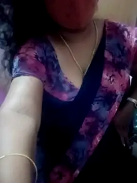 Snapshot of Jessi_25 chatting on 7, 1, 2026 Jessi 25 online show from 7, 1, 2026