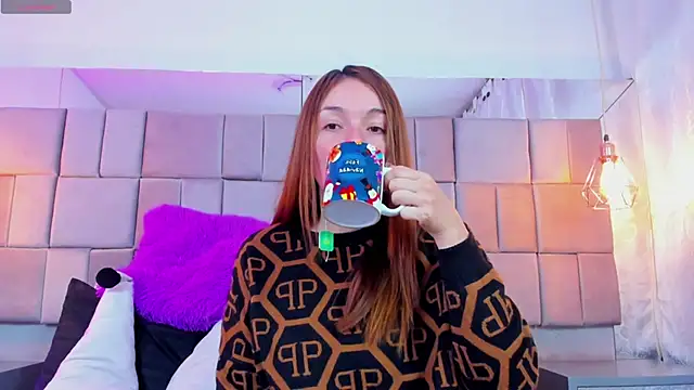 antoneella jones online show from 2, 12, 2025